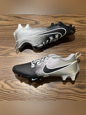 Size 11 Nike Vapor Edge Speed 360 2 Football Cleats Black/Silver DA5455-003 NEW